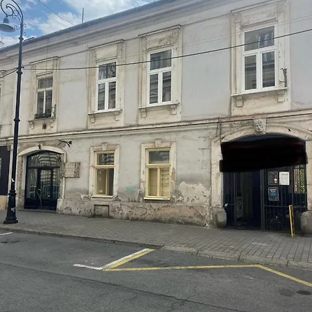 Apartmán Joe Apartman, Maesiarska , Sukromne Parkovanie *